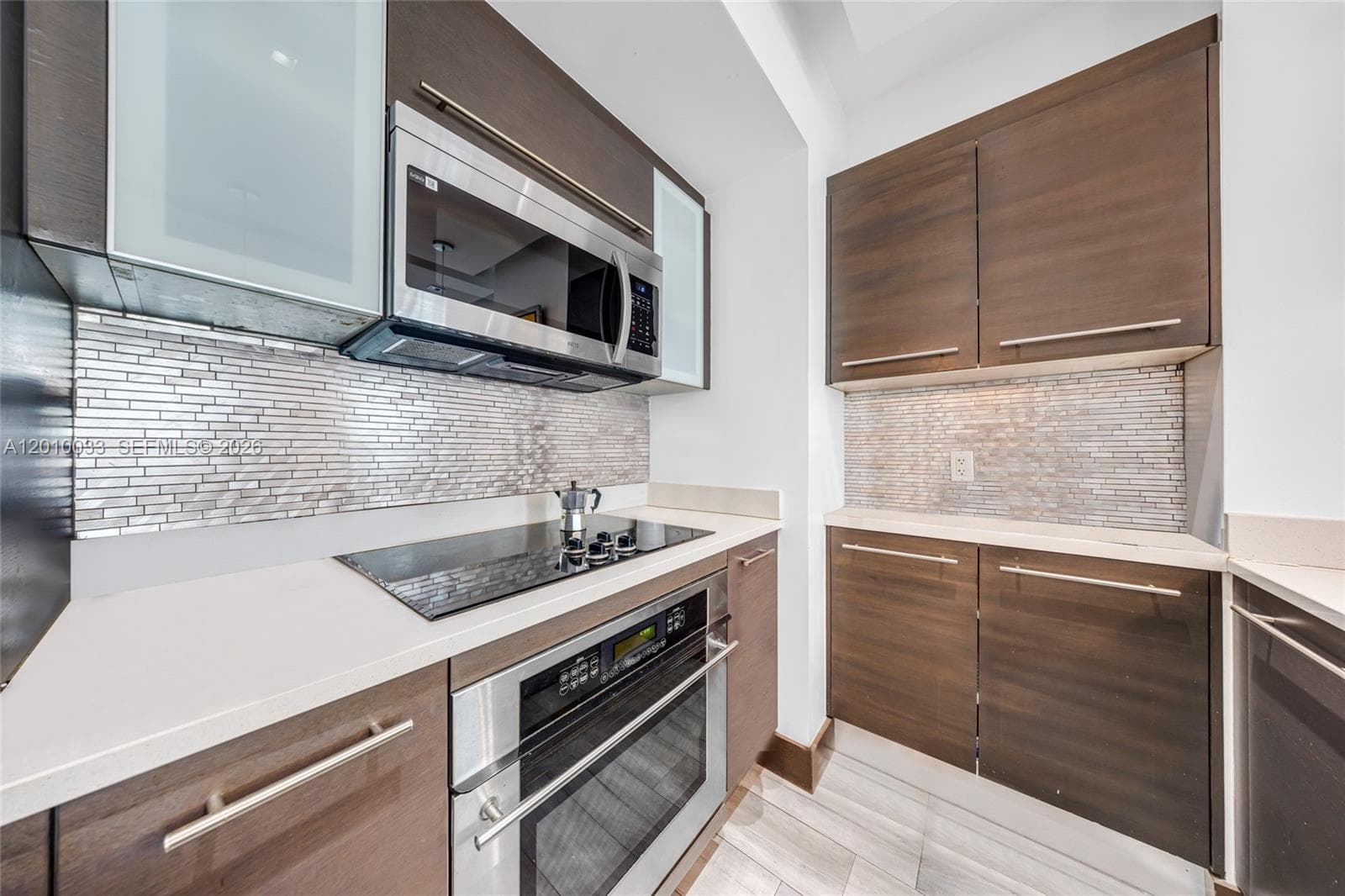500 Brickell Ave # 3707, Miami FL 33131