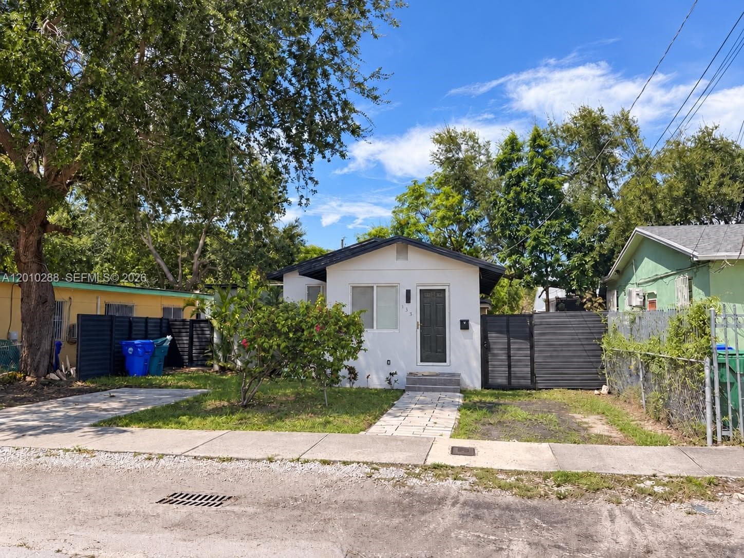 135 NW 68th St, Miami FL 33150