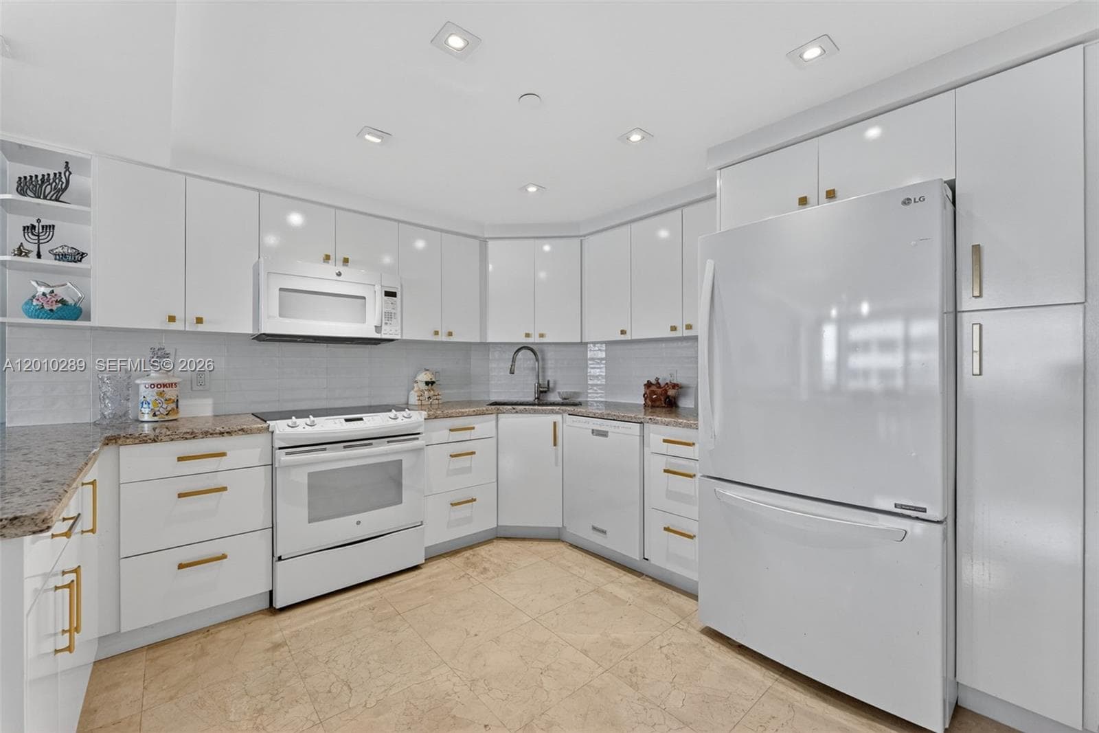 5225 Collins Ave # 1519, Miami Beach FL 33140