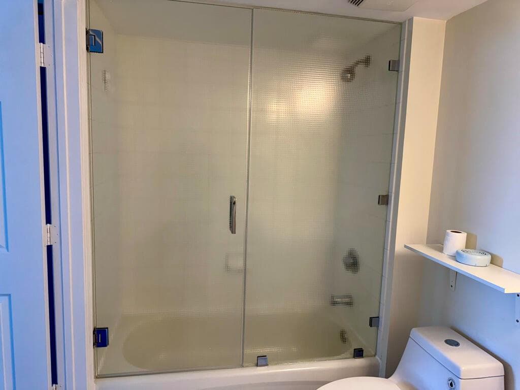 3000 Coral Way # 1007, Miami FL 33145