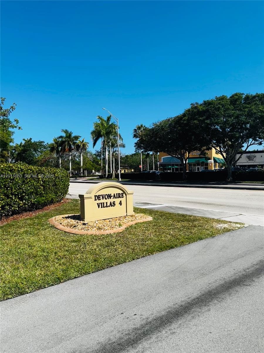 12316 SW 119th Ln, Miami FL 33186