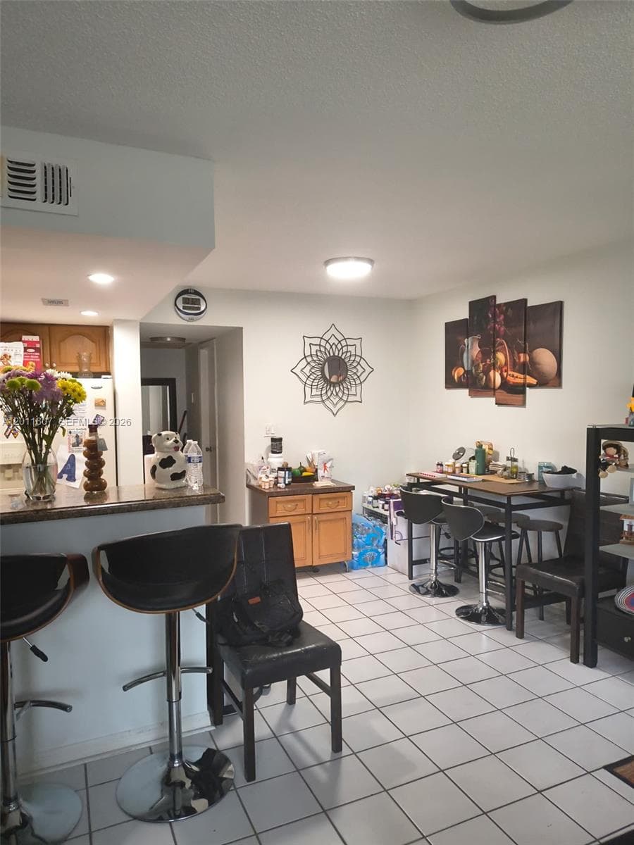 650 NW 86th Pl # 101, Miami FL 33126