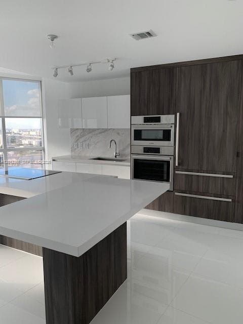 851 NE 1st Ave # 2110, Miami FL 33132