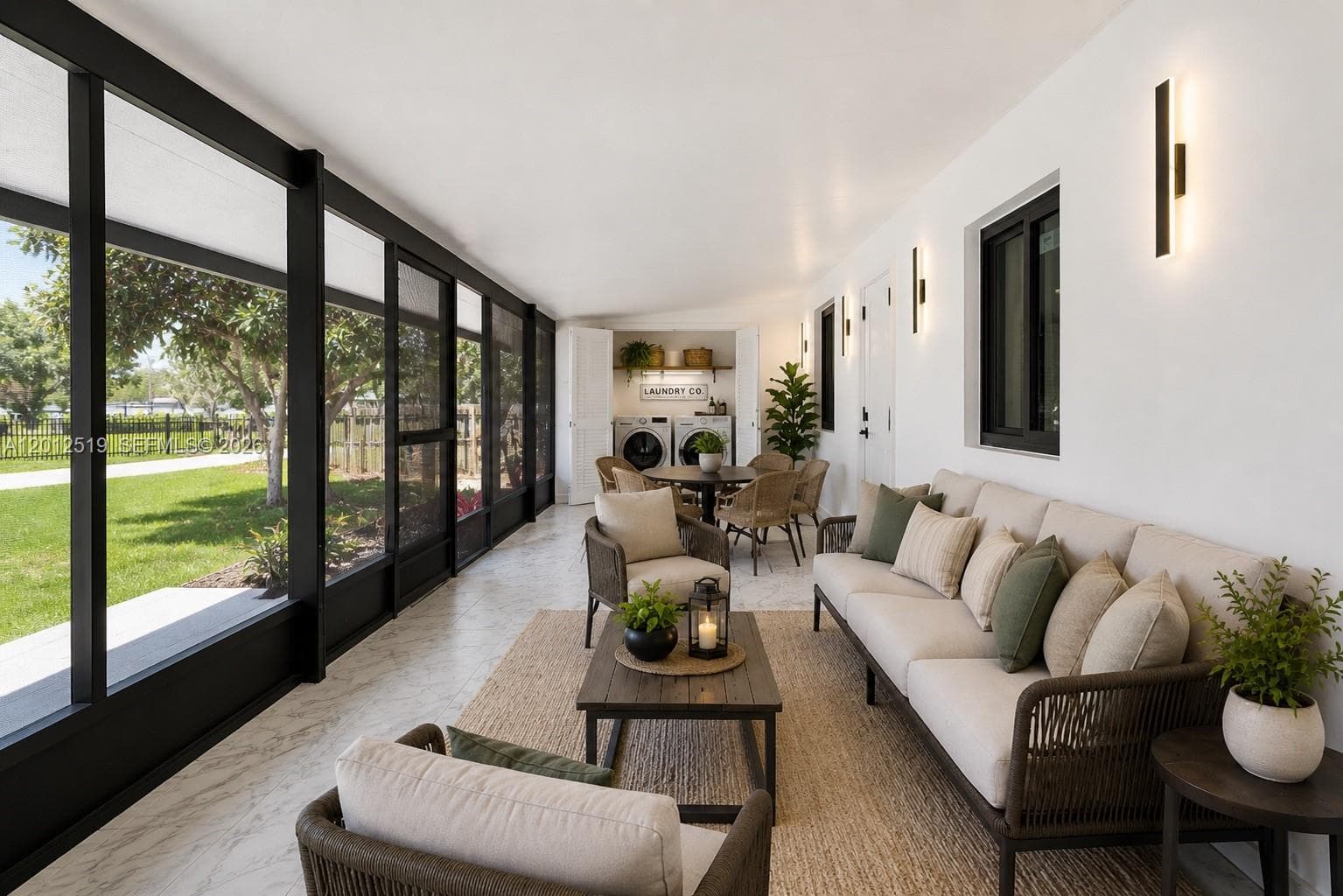 220 NW 144th St, Miami FL 33168
