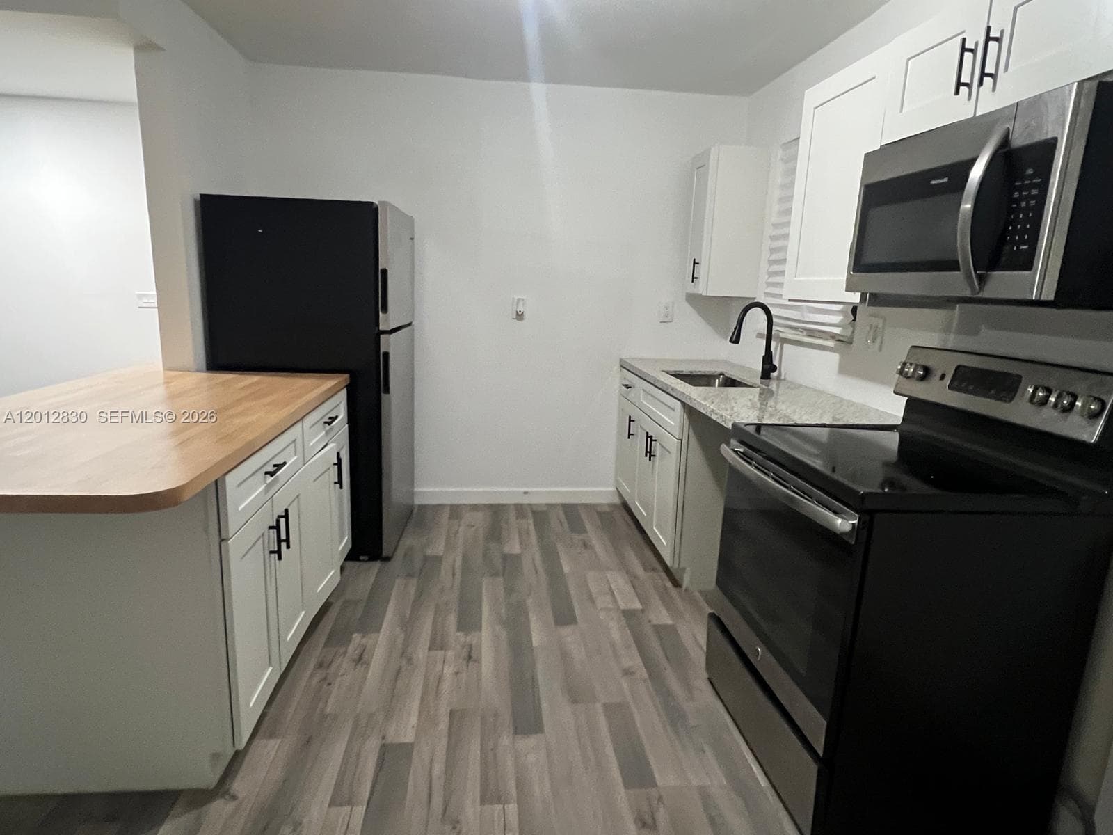 1560 NE 151st St # 102, Miami FL 33162