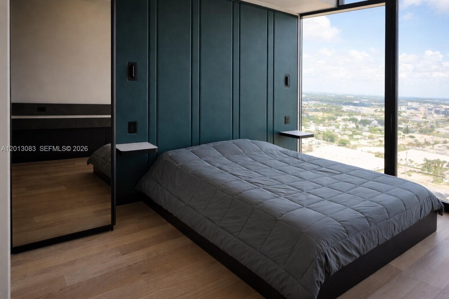 20 NE 11 st # 3403B, Miami FL 33132