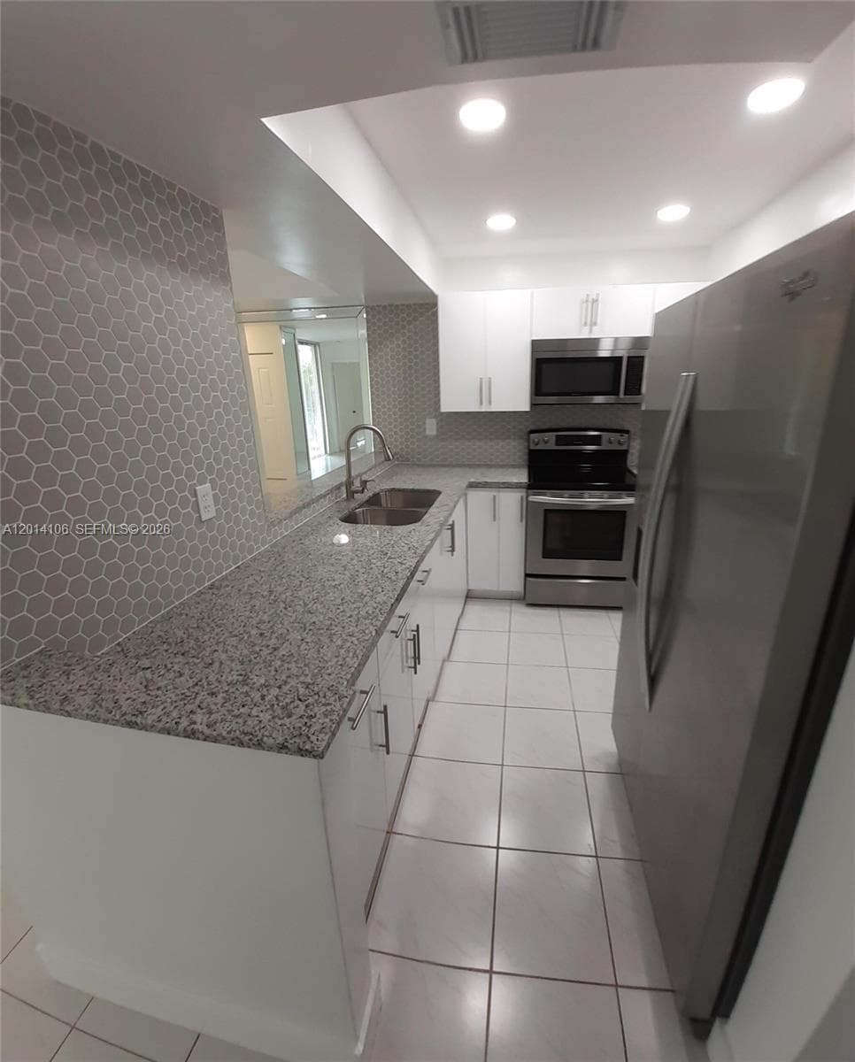 11800 SW 18th St # 4, Miami FL 33175