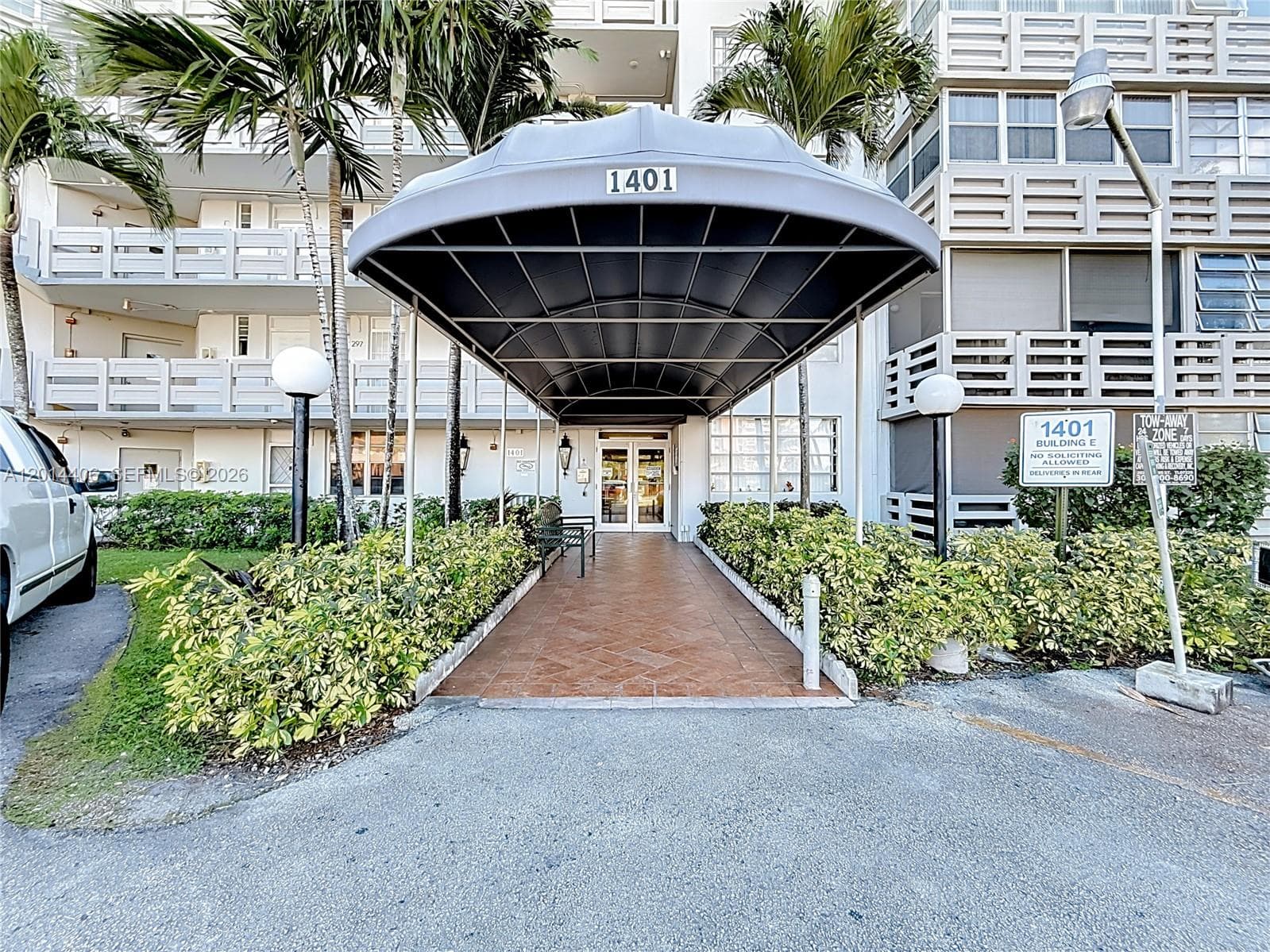 1401 NE Miami Gardens Dr # 286, Miami FL 33179