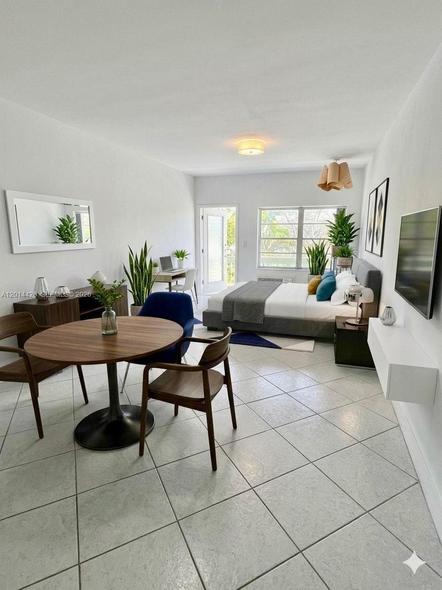 6490 Collins Ave # 14, Miami Beach FL 33141