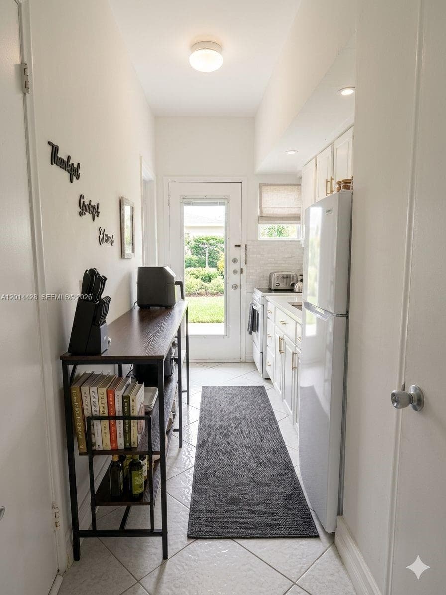 6490 Collins Ave # 14, Miami Beach FL 33141