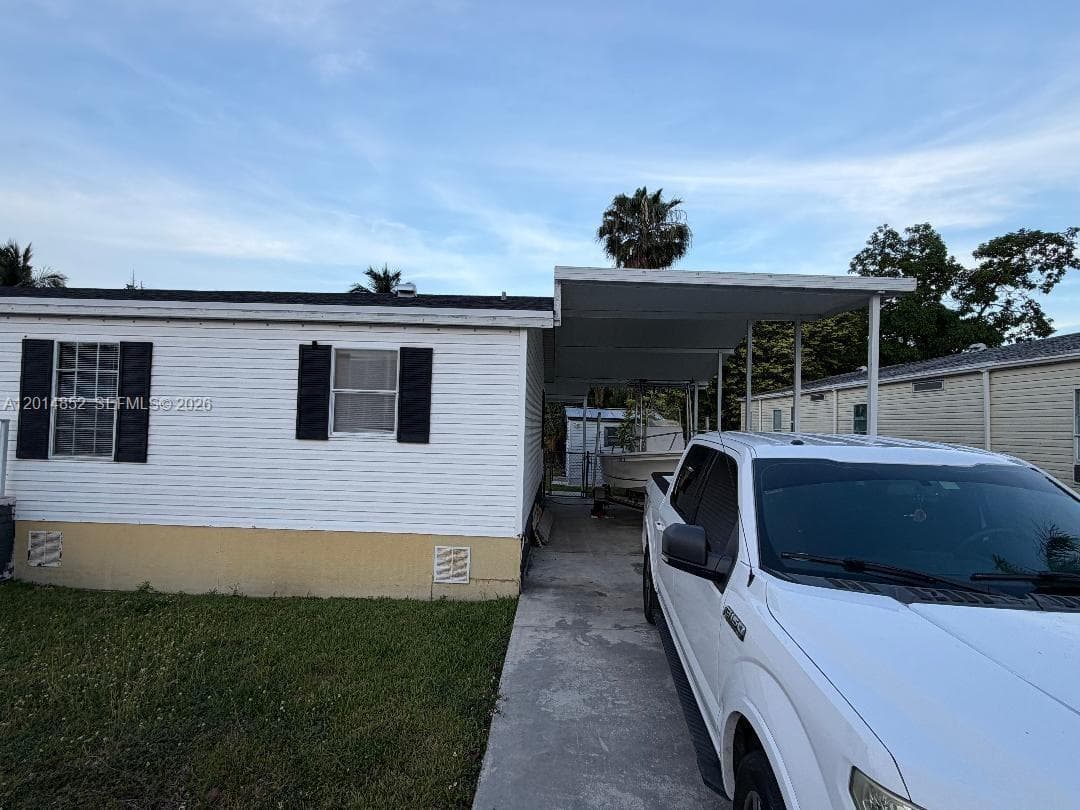 19800 SW 180th Ave unit 105, Miami FL 33187