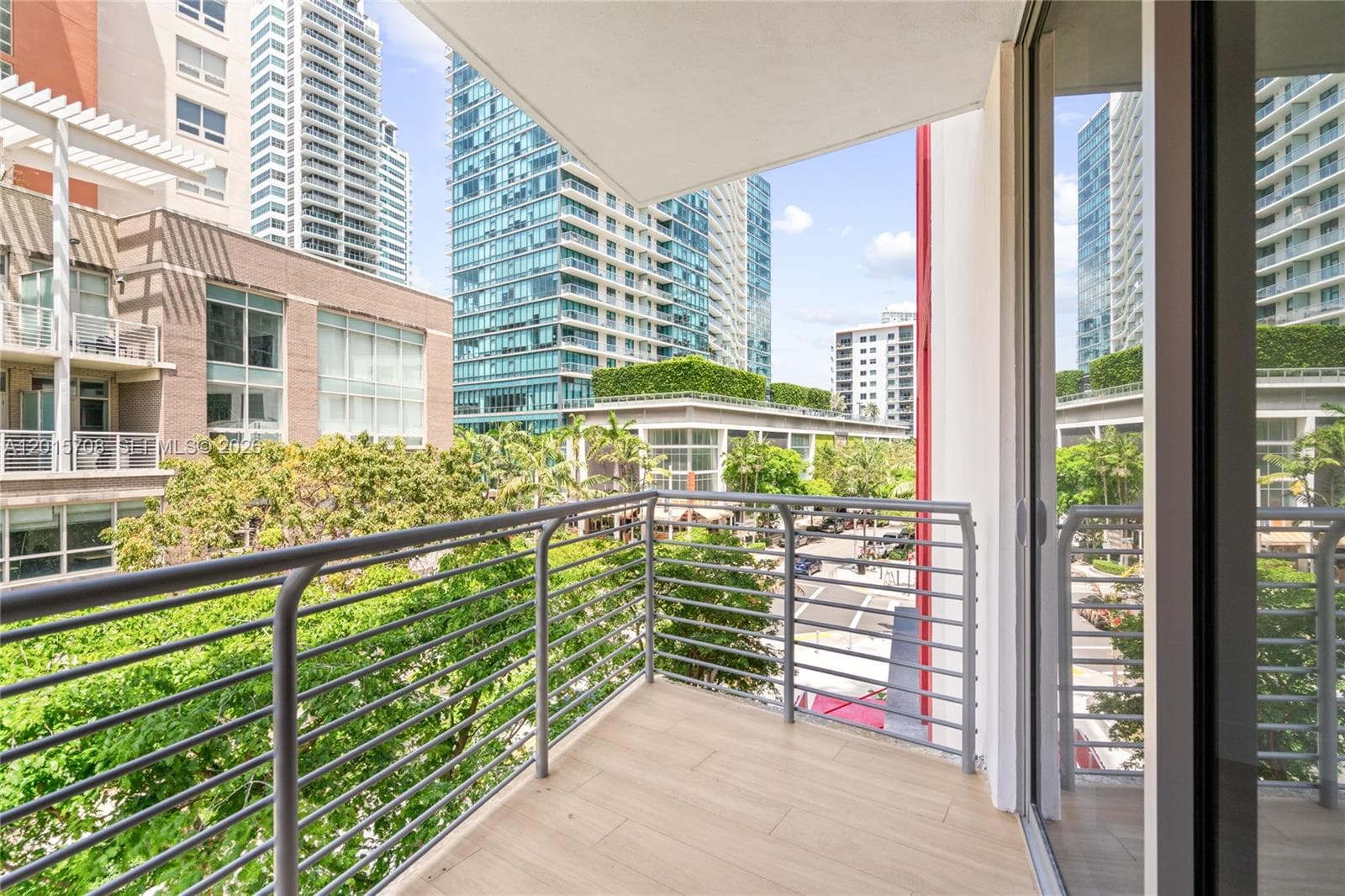90 NE 32nd # 313, Miami FL 33137