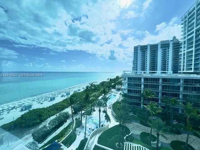 6801 Collins Ave, Miami Beach FL 33141