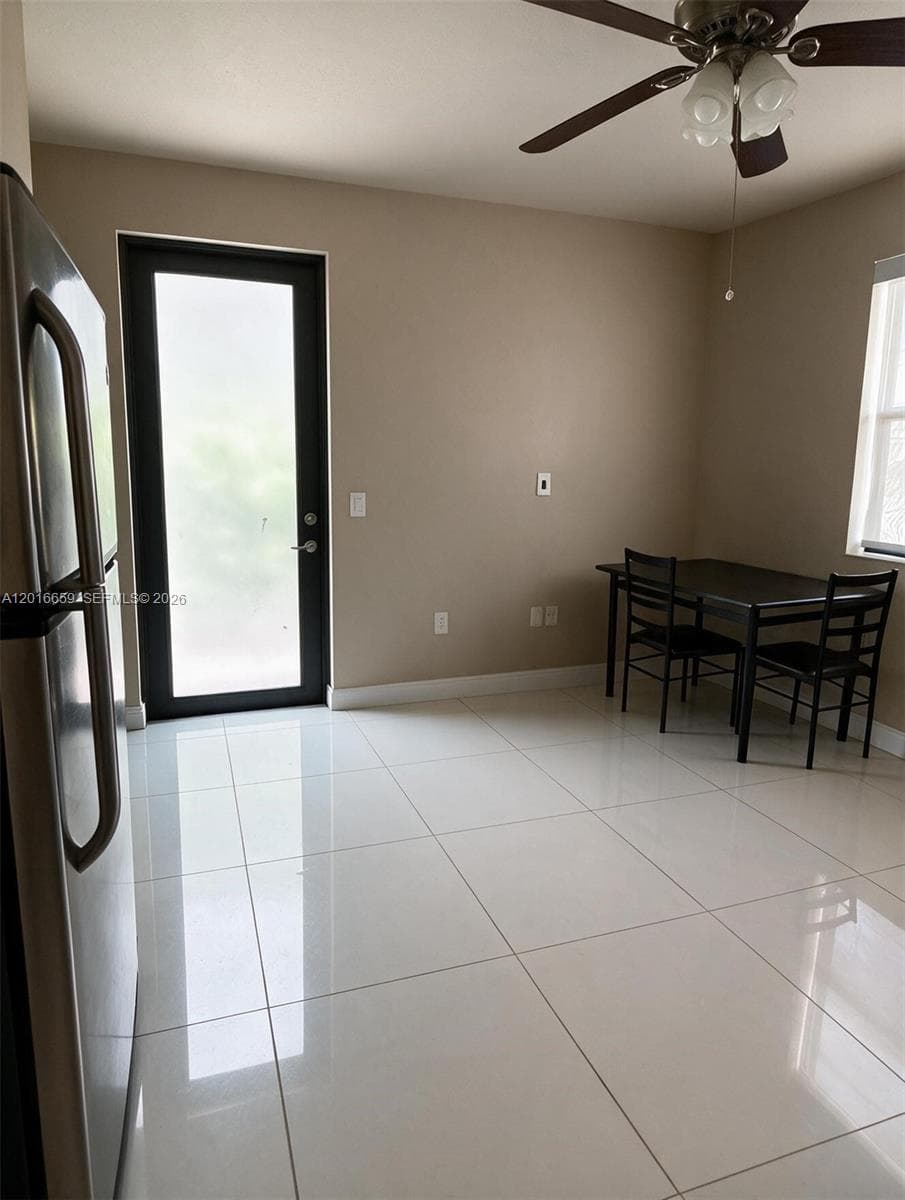 9845 NW 86th Ter, Doral FL 33178