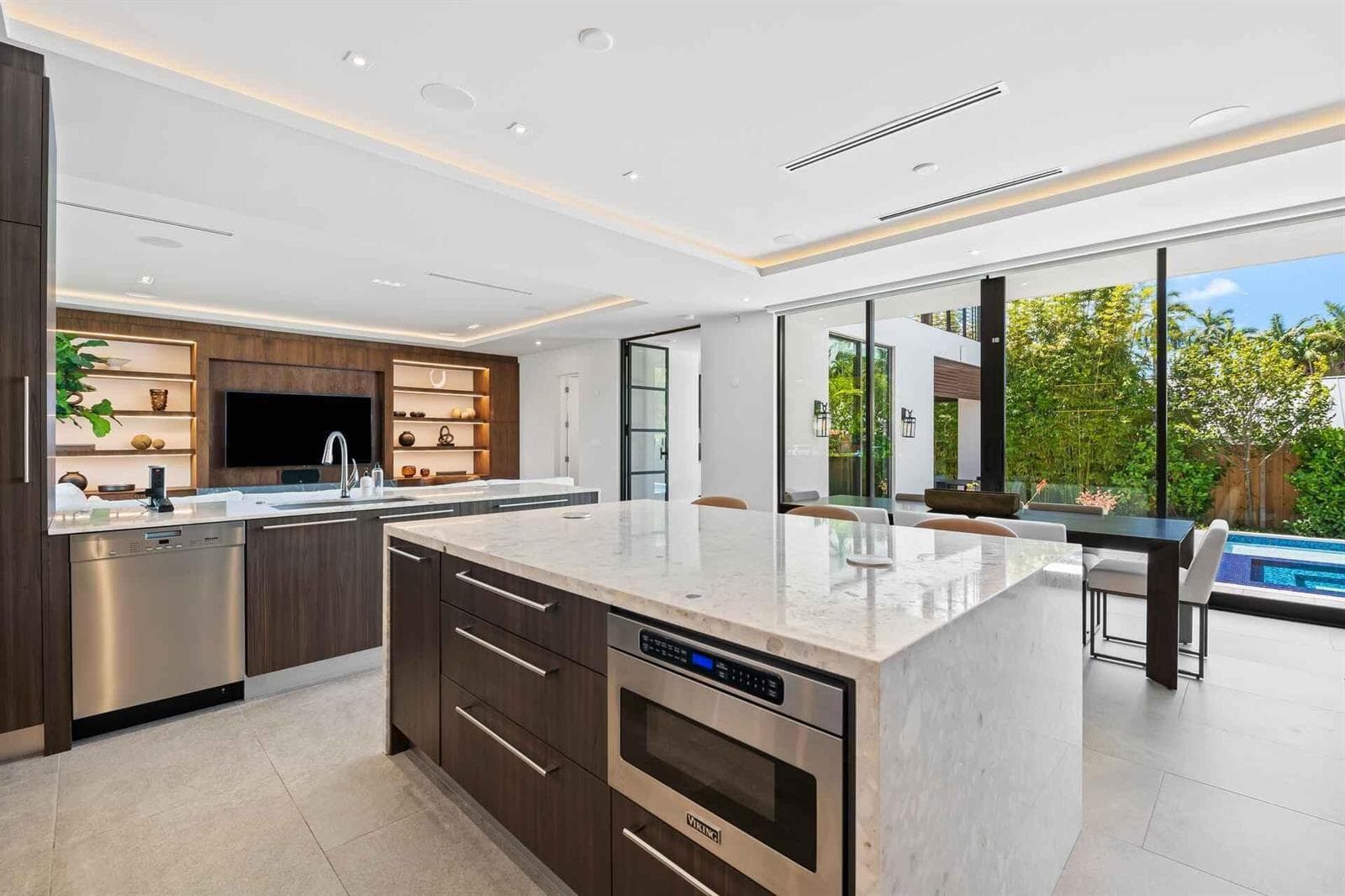 5288 Alton Road # 3, Miami Beach FL 33140