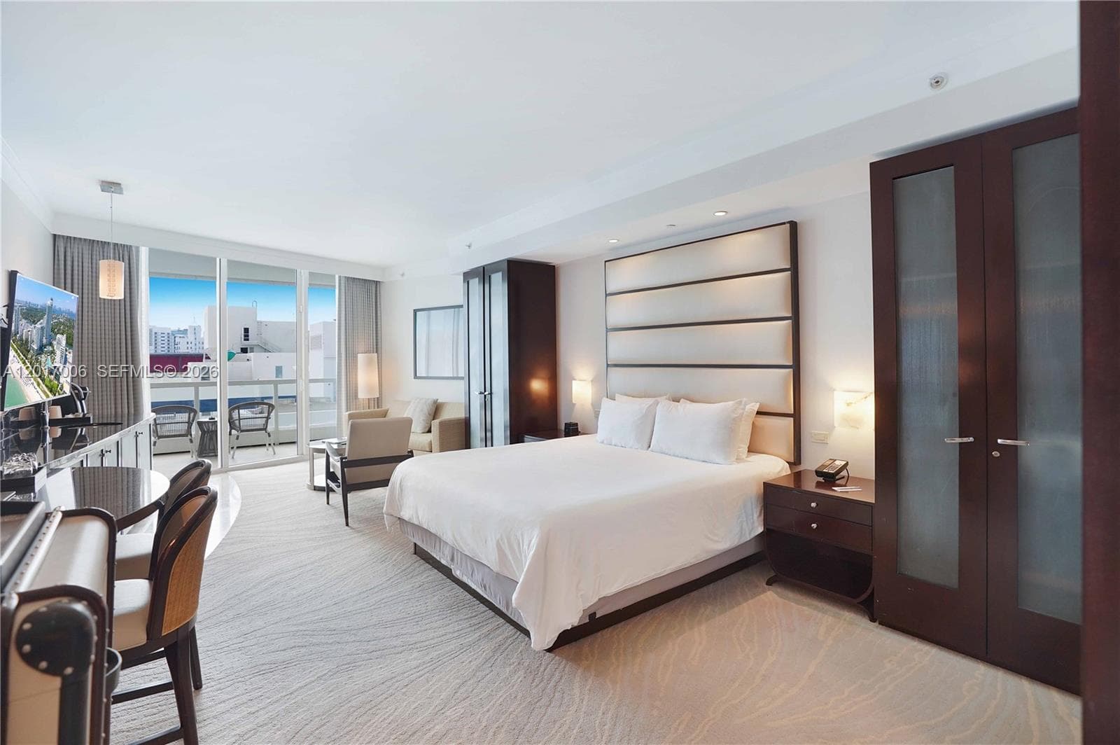 4391 Collins Ave # 916, Miami Beach FL 33140