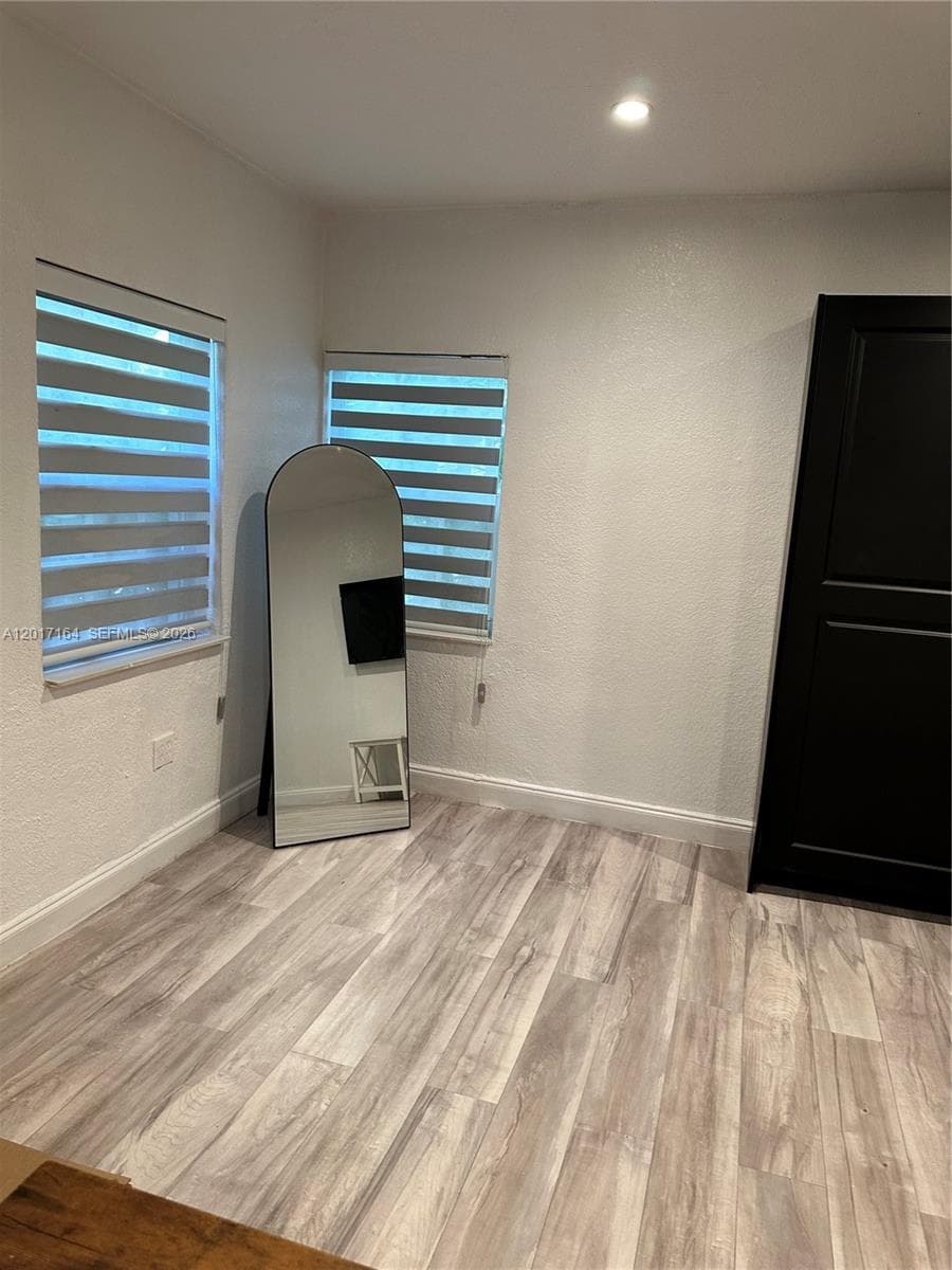 8401 Crespi Blvd # 3, Miami Beach FL 33141