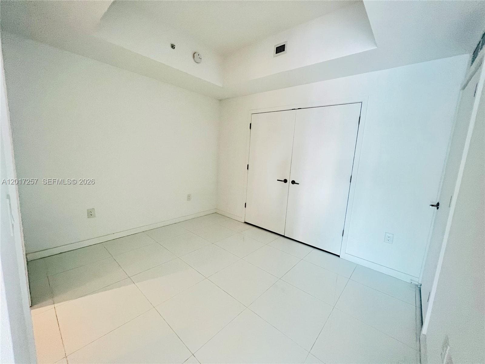 851 NE 1st Av # 2808, Miami FL 33132