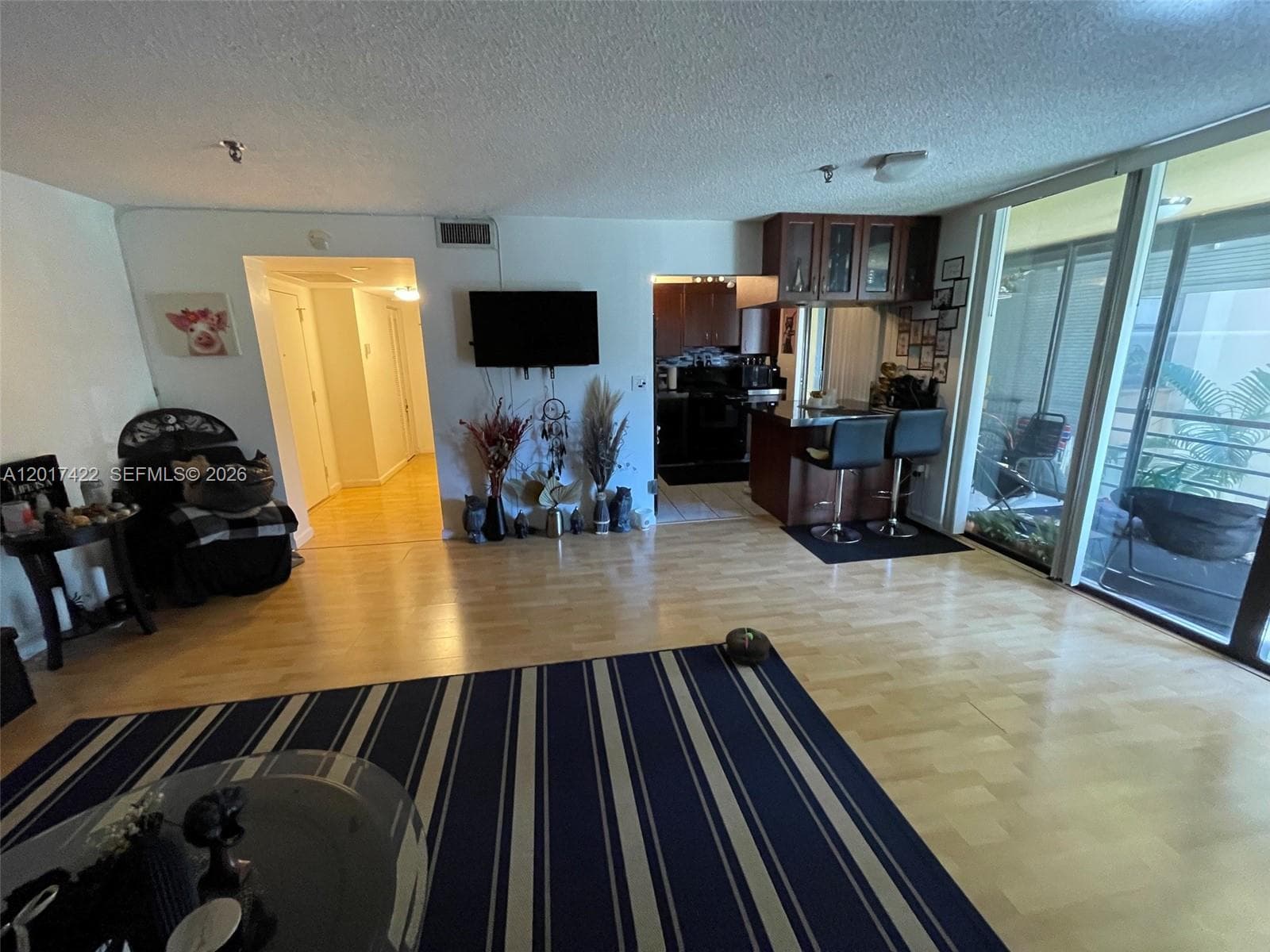 671 NE 195th St, Miami FL 33179
