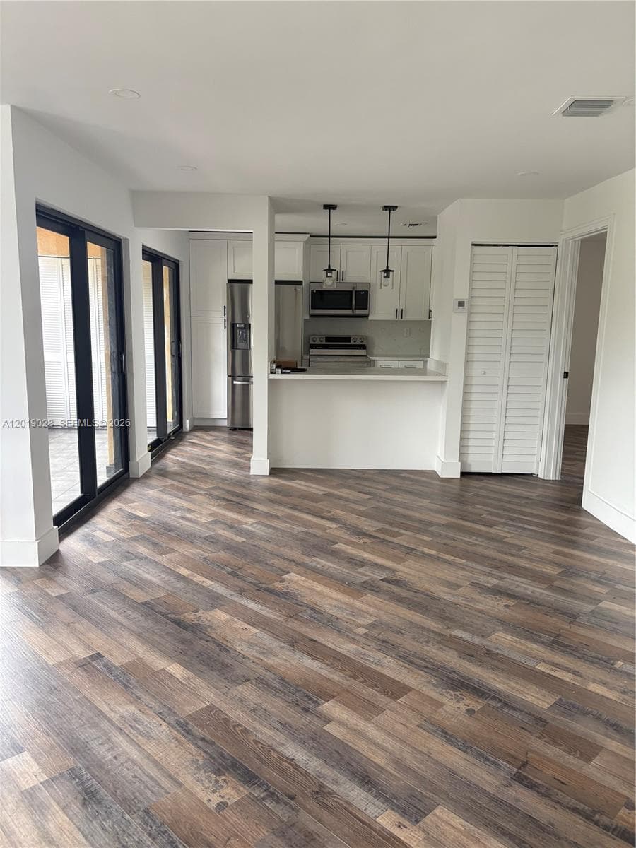 1405 SW 122nd Ave # 13, Miami FL 33184