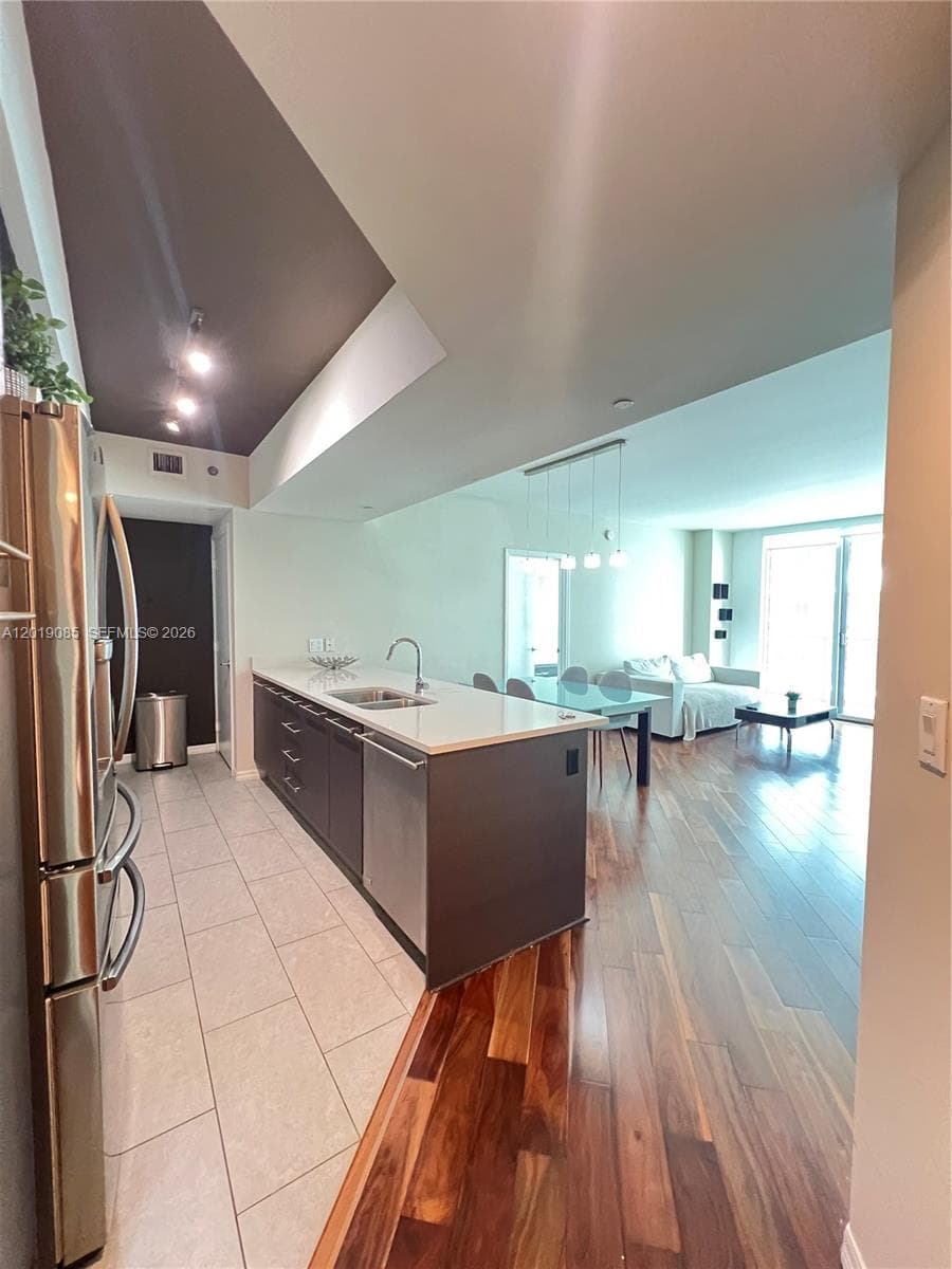 55 SE 6th St # 3305, Miami FL 33131