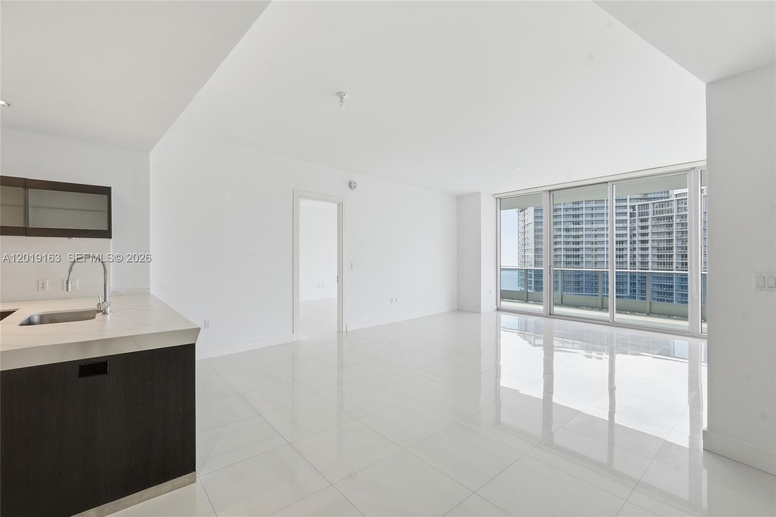 200 Biscayne Boulevard Way # 4904, Miami FL 33131