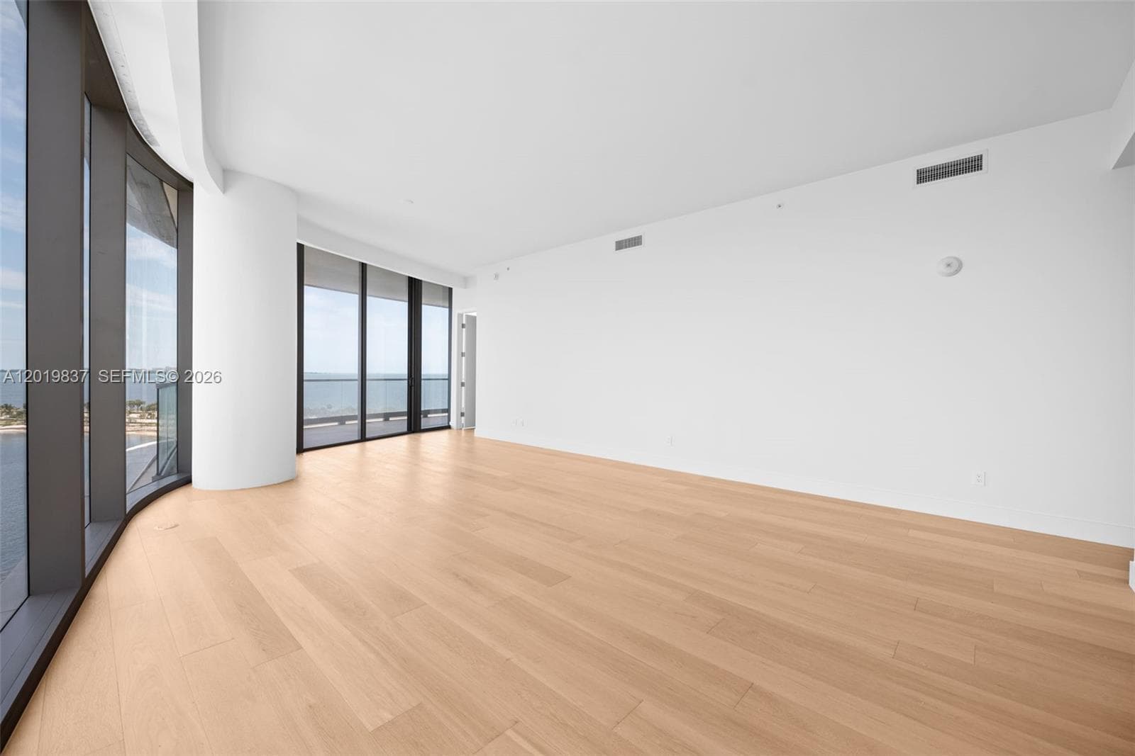 175 SE 25 Rd # 801, Miami FL 33129