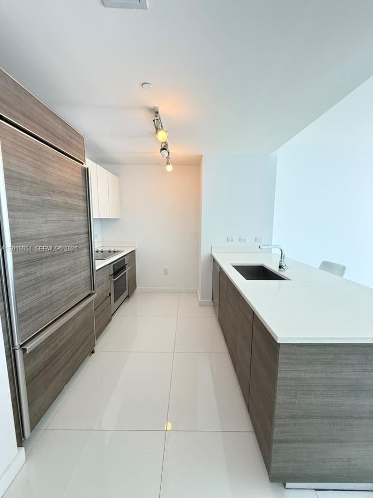 1100 S MIAMI AV # 3302, Miami FL 33130