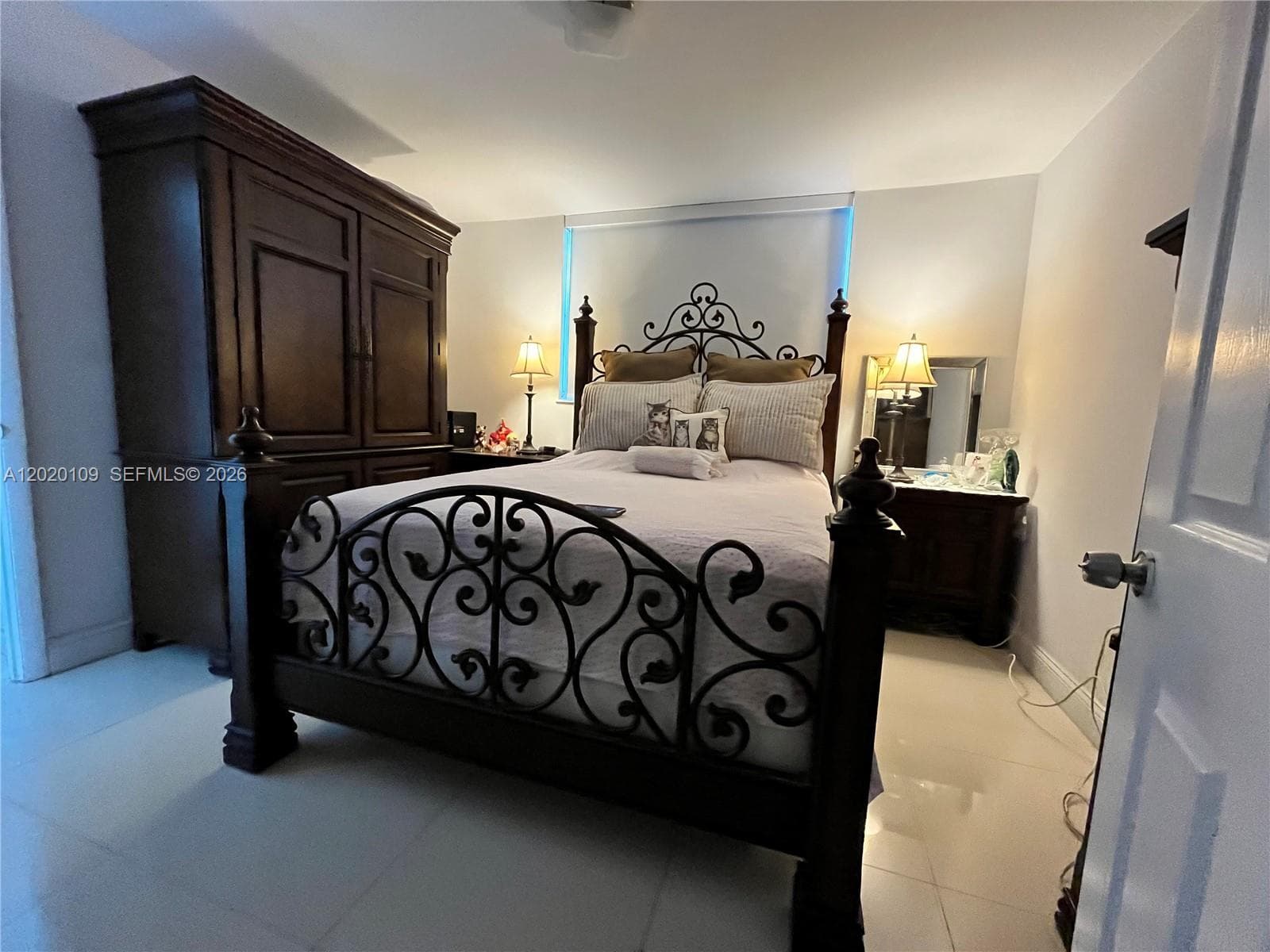 5050 NW 7th St # 312, Miami FL 33126
