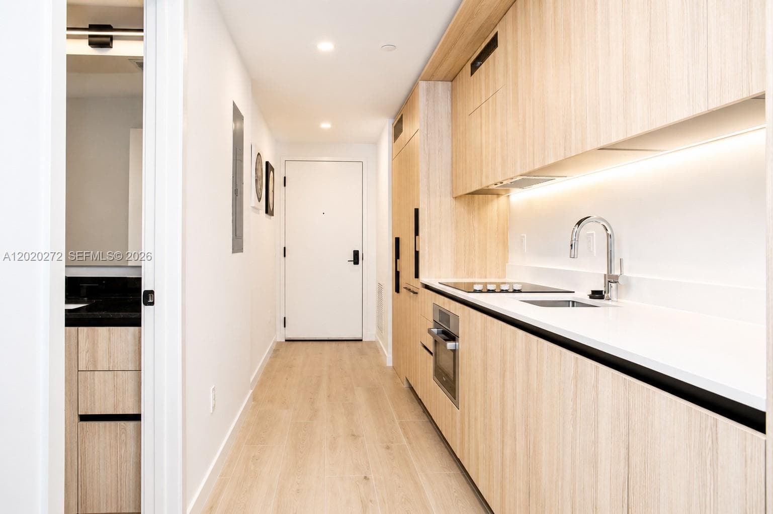 225 N Miami Ave # 2308, Miami FL 33128