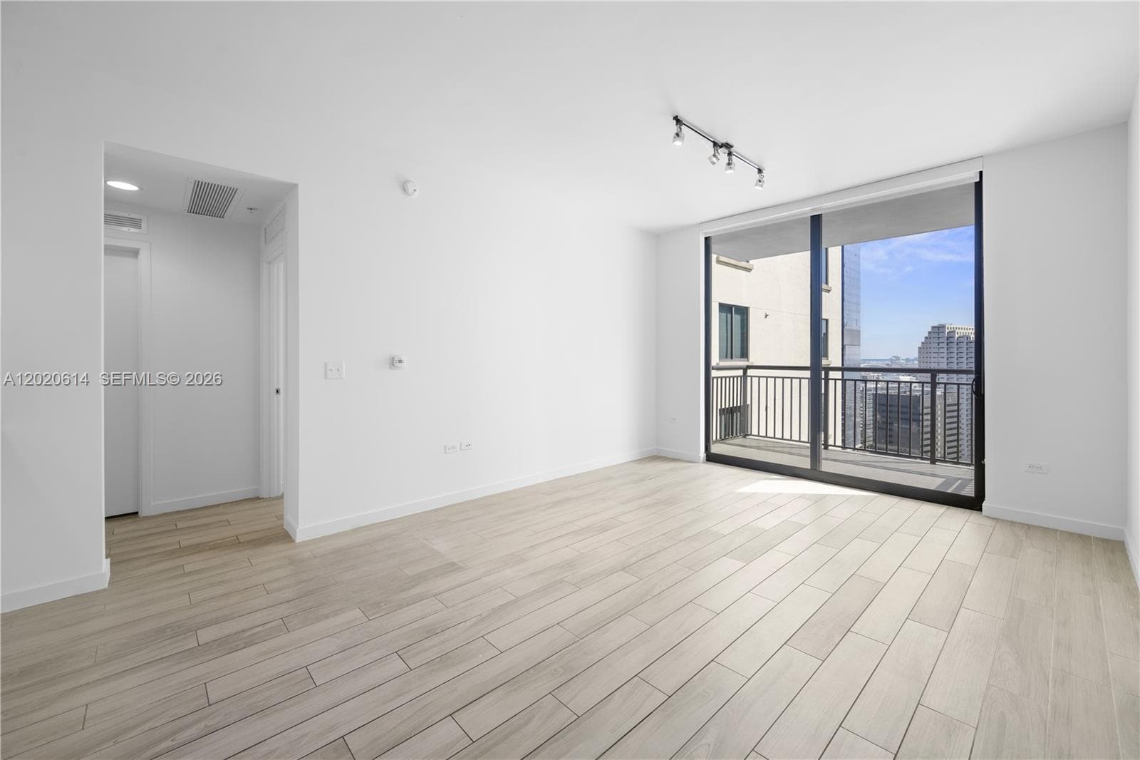999 SW 1st Ave # 2911, Miami FL 33130