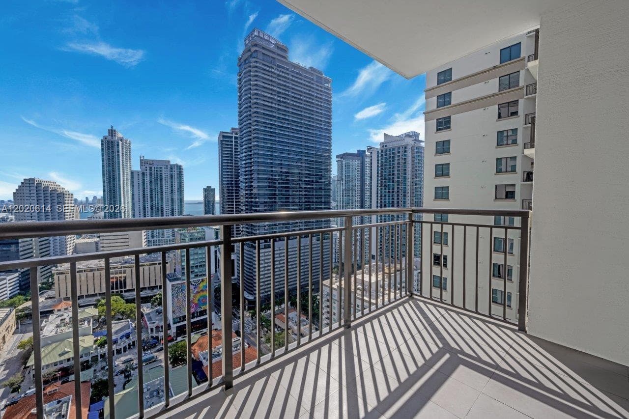 999 SW 1st Ave # 2911, Miami FL 33130