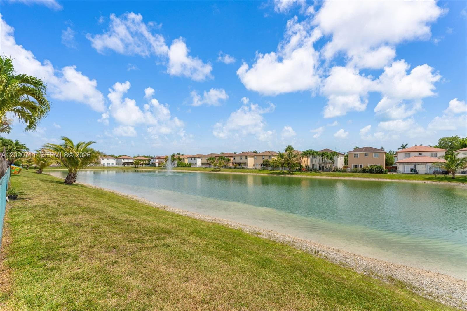11318 NW 44th Ter, Doral FL 33178