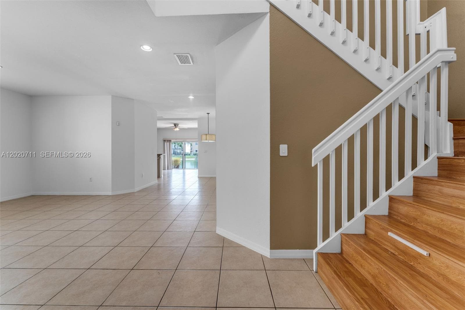 11318 NW 44th Ter, Doral FL 33178