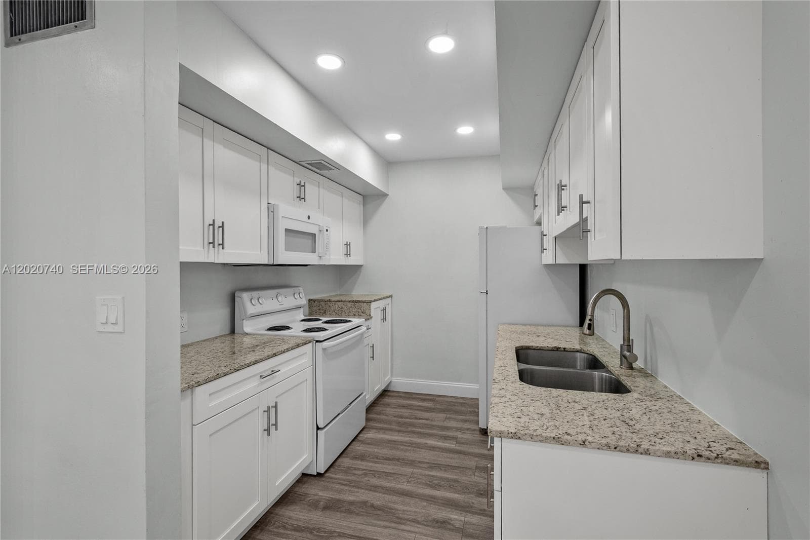 245 NE 191st St # 3014, Miami FL 33179