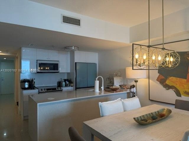 185 SW 7th St # 3803, Miami FL 33130