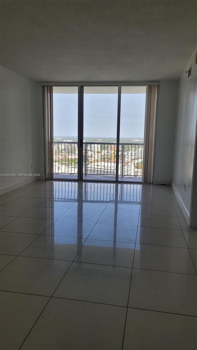 1750 N Bayshore Dr # 3311, Miami FL 33132