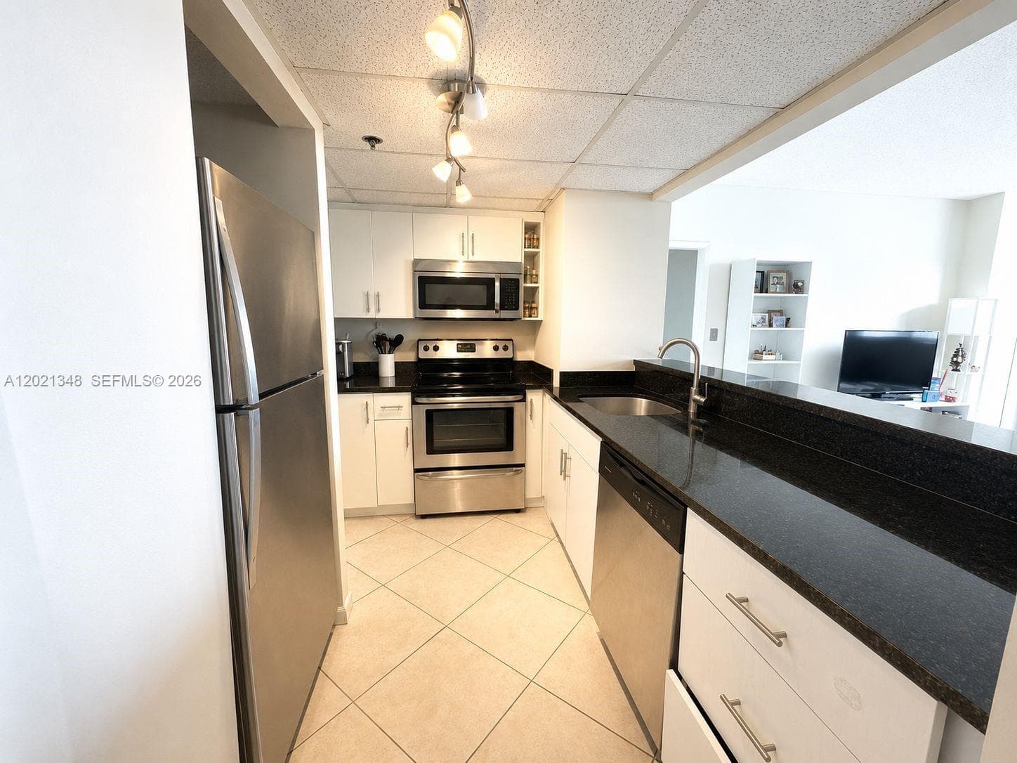 540 Brickell Key Dr # 1801, Miami FL 33131