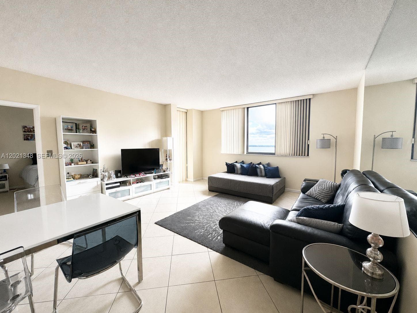 540 Brickell Key Dr # 1801, Miami FL 33131