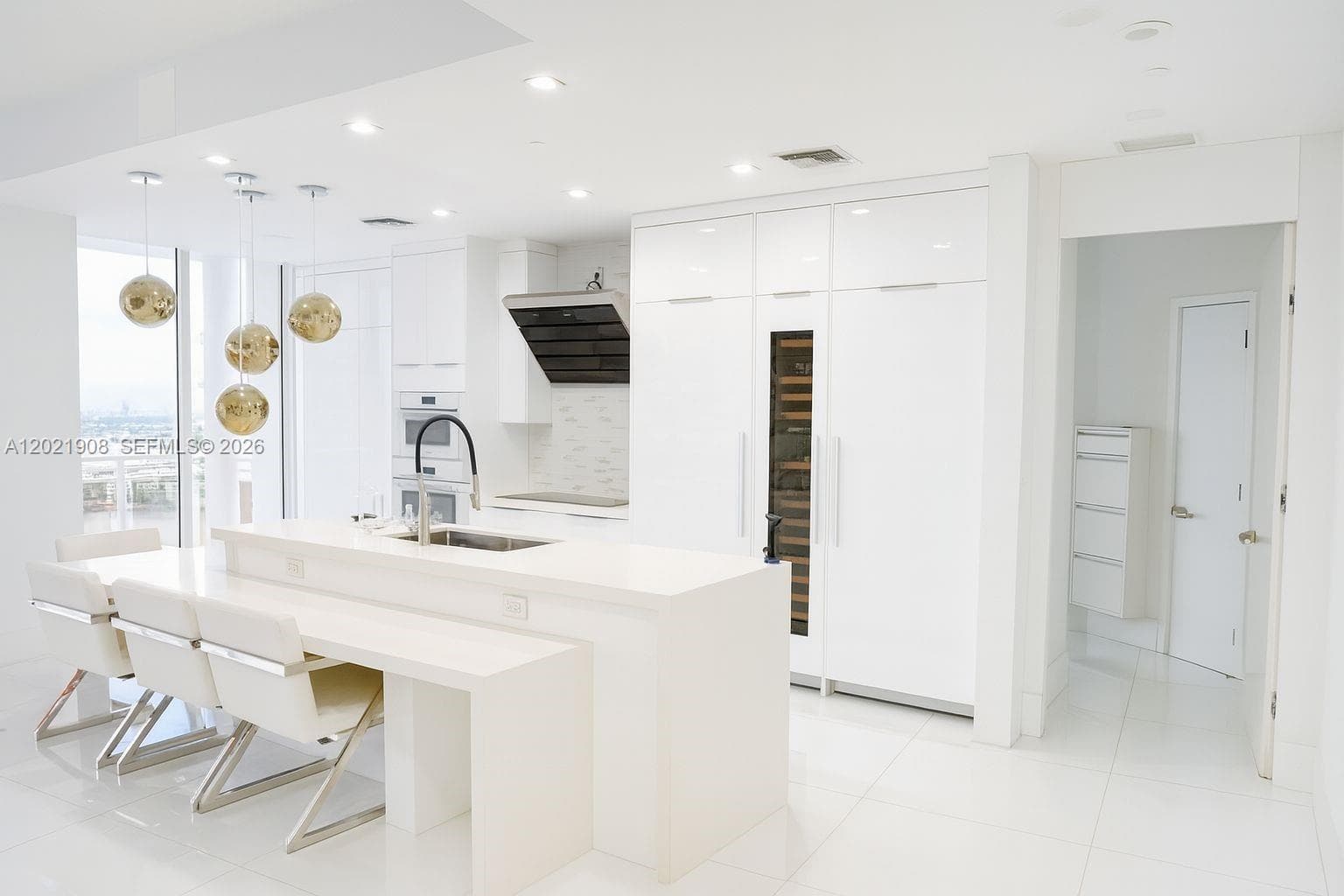 901 Brickell Key Blvd # 3307, Miami FL 33131