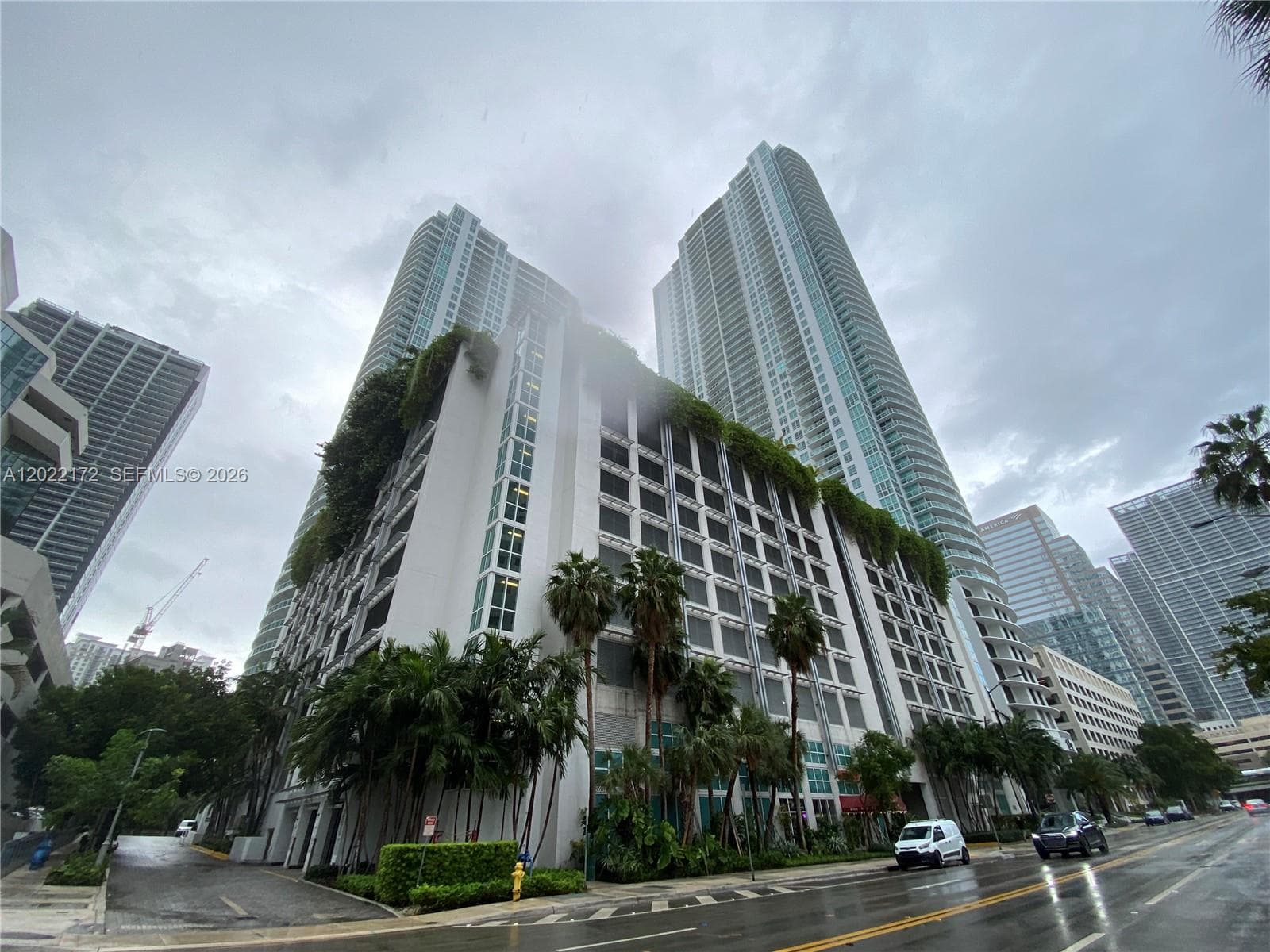 950 Brickell Bay Dr # 2206, Miami FL 33131