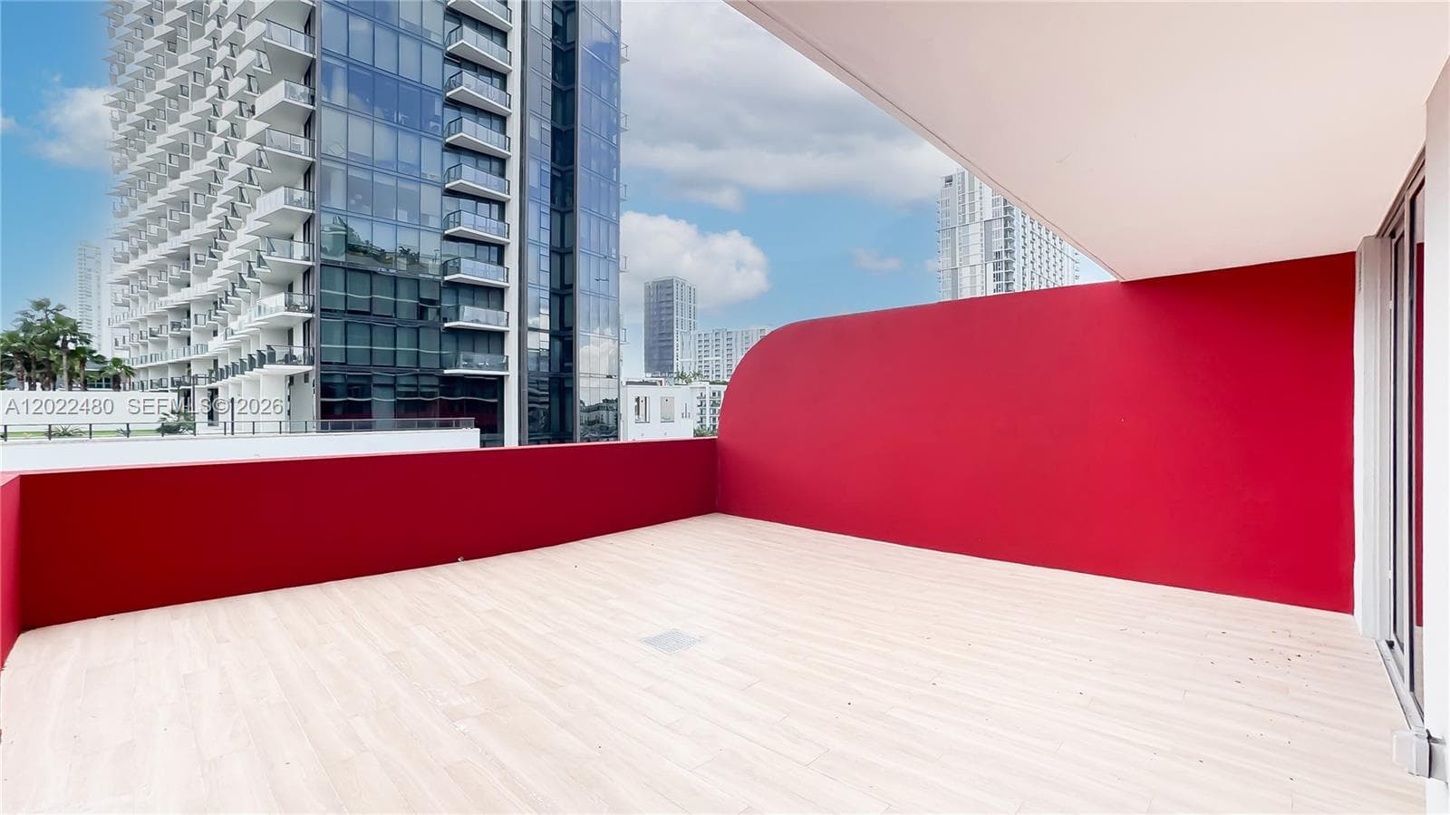 90 NE 32 # 608, Miami FL 33137
