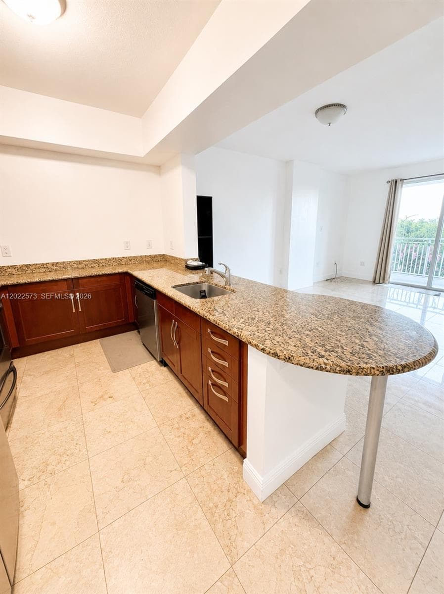 7266 SW 88th St # A203, Miami FL 33156