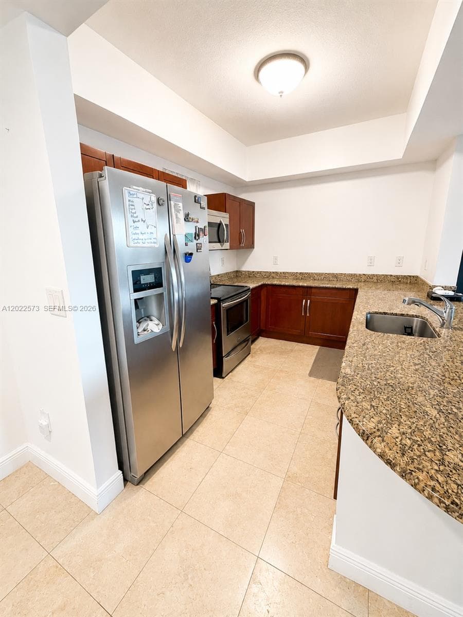 7266 SW 88th St # A203, Miami FL 33156