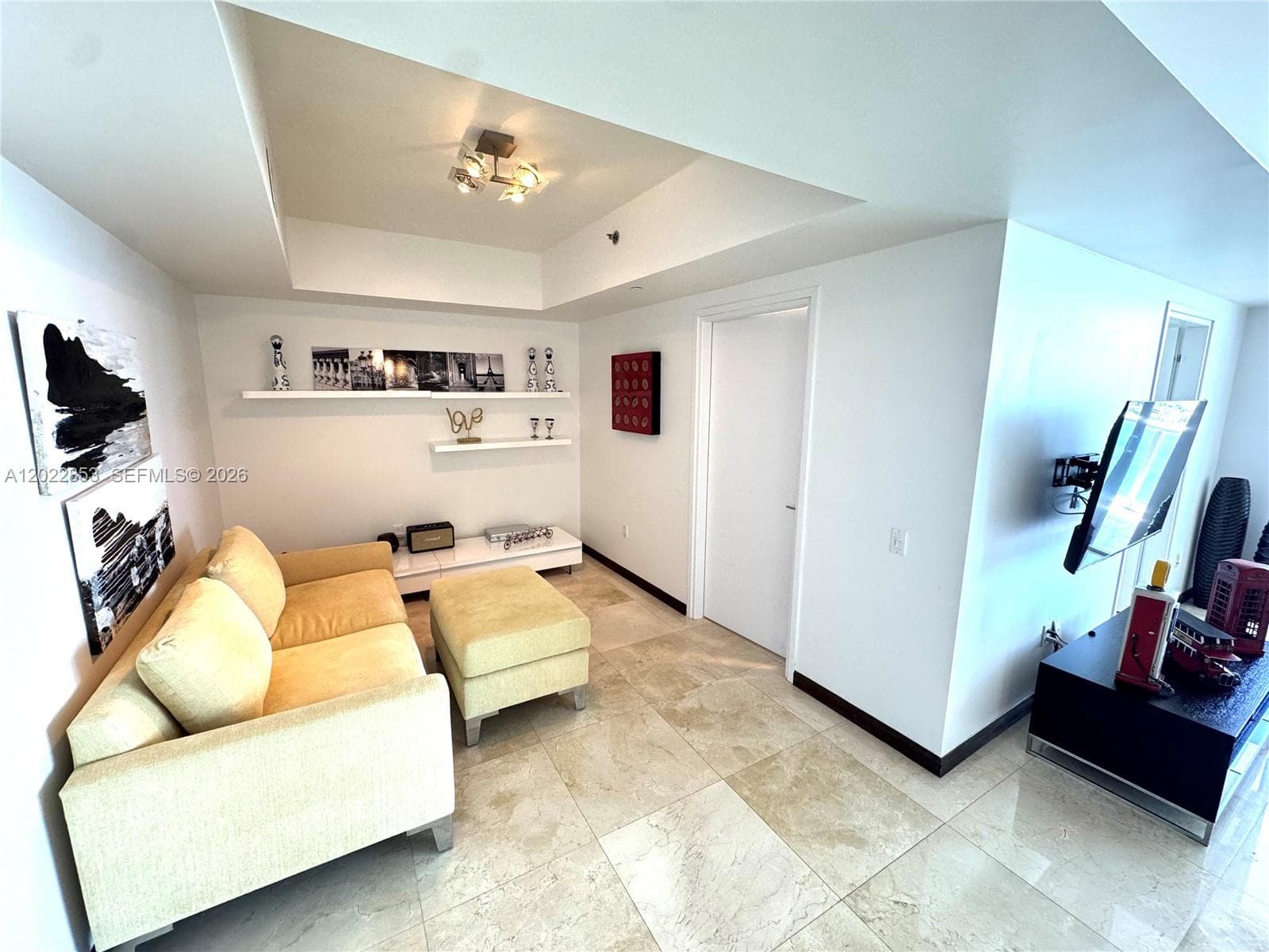 450 Alton Rd # 3505, Miami Beach FL 33139