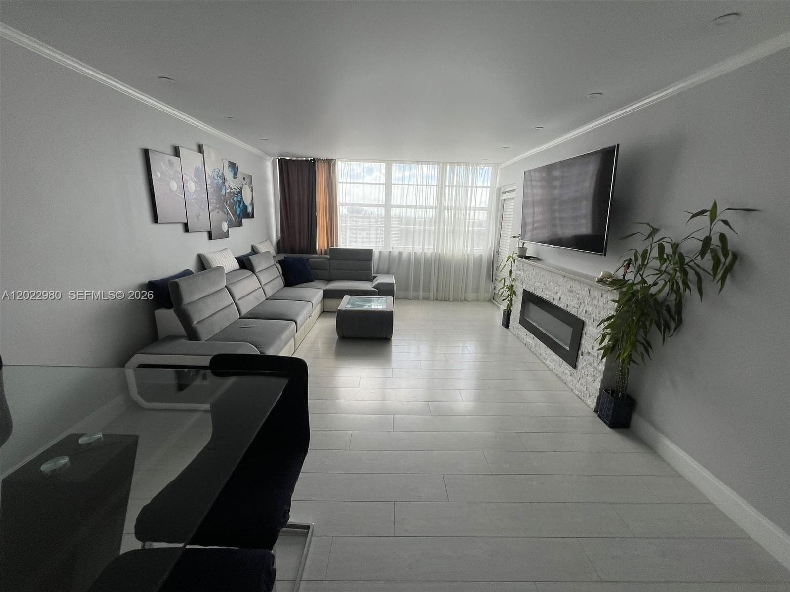 1301 NE Miami Gardens Dr # 1013W, Miami FL 33179