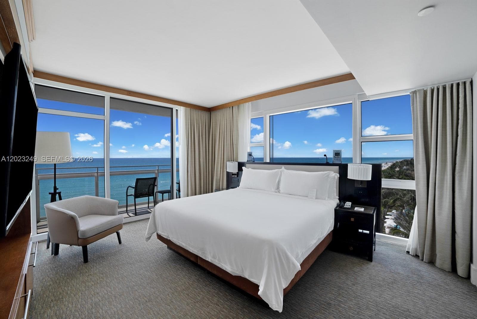 6801 Collins Ave, Miami Beach FL 33141
