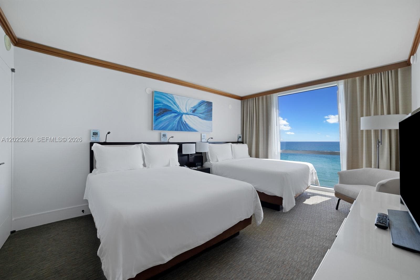 6801 Collins Ave, Miami Beach FL 33141