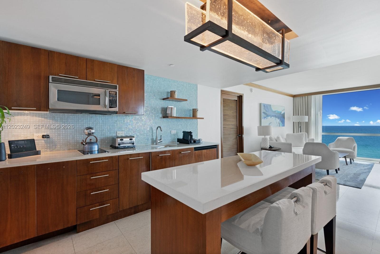 6801 Collins Ave, Miami Beach FL 33141
