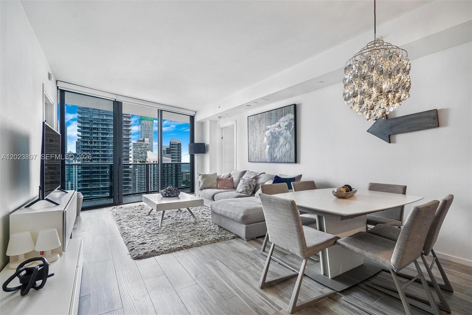 801 S Miami Ave # 4302, Miami FL 33130